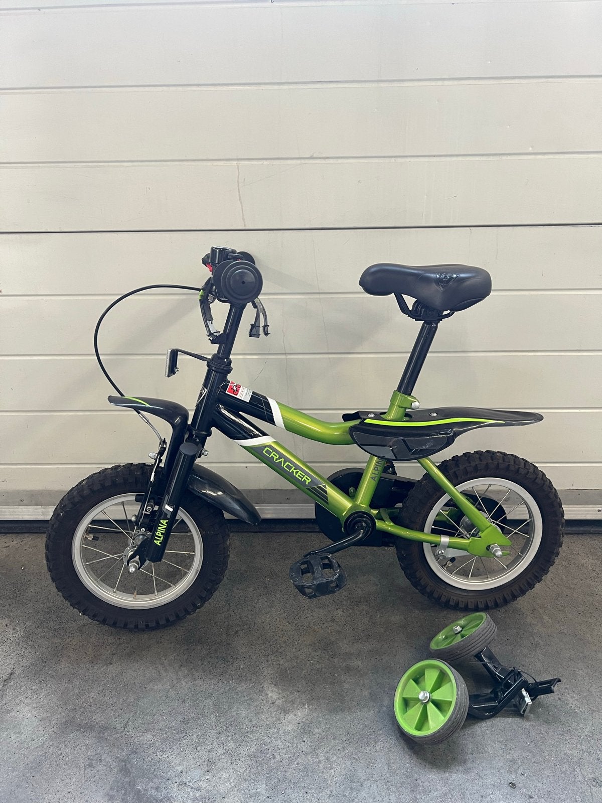Kinderfiets Alpina Cracker 12 inch met zijwieltjes, Ophalen, Zijwieltjes, Gebruikt, Velgrem