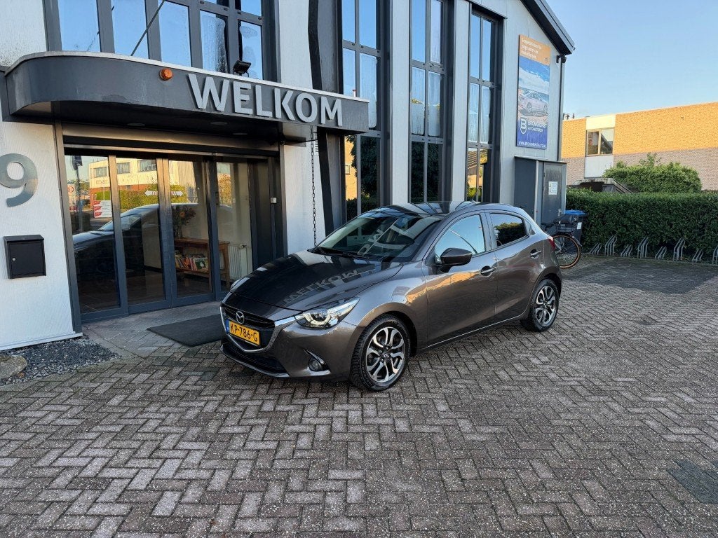 Mazda 2 1.5 Skyactiv-G GT-M 116PK Navi, Climatcntrl, Cruisec, Voorwielaandrijving, Euro 6, 4 cilinders, Bruin