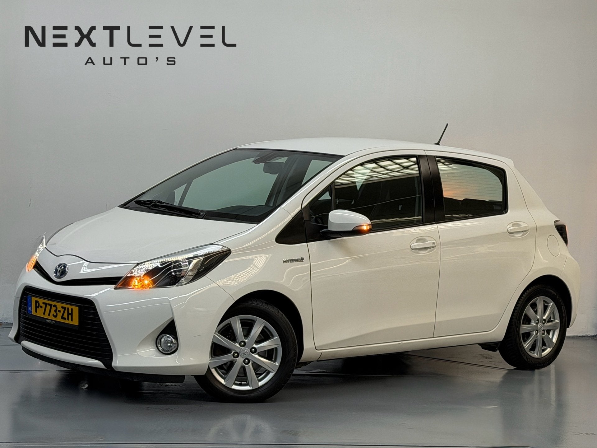 Toyota Yaris 1.5 Full Hybrid Aspiration Camera Nieuwe APK +