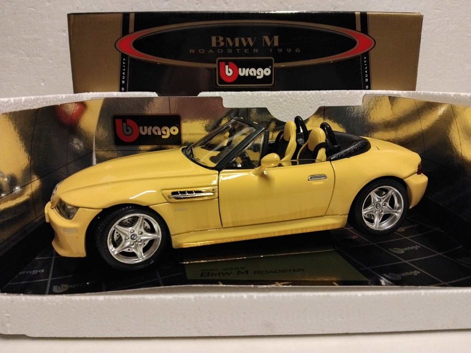 BMW Z3 M Roadster geel cabriolet Bburago metal 1:18 KRD, Hobby en Vrije tijd, Modelauto's | 1:18, Ophalen of Verzenden, Zo goed als nieuw