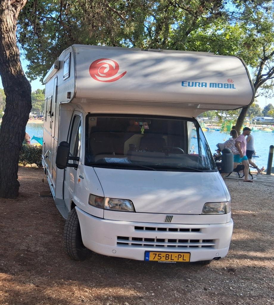 Fiat Ducato 2.5 TDI Euro Mobile camper Off-Grid gezinscamper, Caravans en Kamperen, Campers, Alkoof, Ringverwarming, Fiat, 7 tot 12 maanden geleden