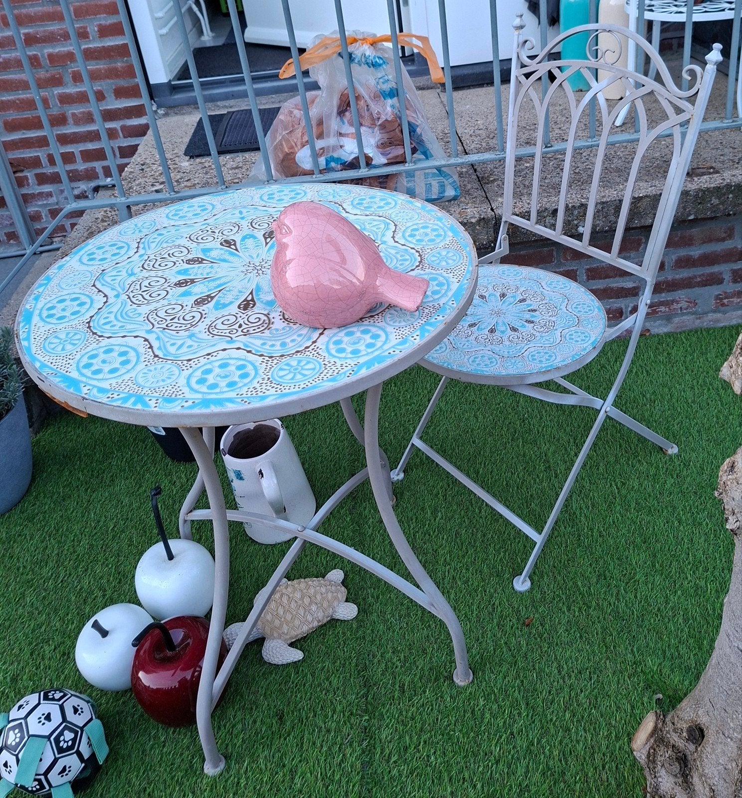 Metalen mozaïek tuinsetje, Bistro setje: tafel en stoel, Tuin en Terras, Tuinsets en Loungesets, Ophalen, Overige materialen, Gebruikt
