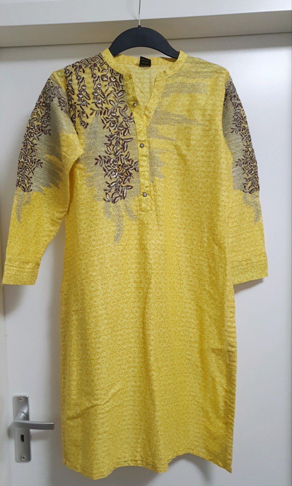 Gele tuniek met borduursel - Maat S, Kleding | Dames, Geel, Ophalen of Verzenden, Maat 36 (S), Onbekend