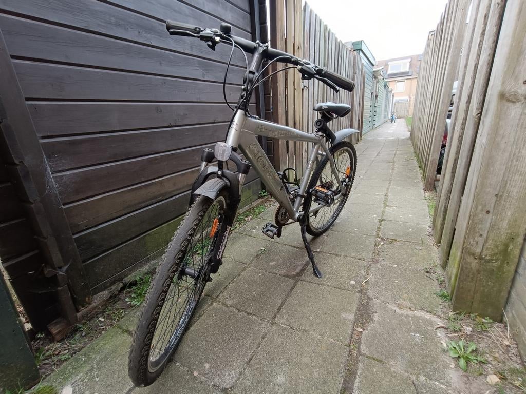 Leuke mountainbike - 21 versnellingen, goede remmen, Fietsen en Brommers, Fietsen | Mountainbikes en ATB, Ophalen of Verzenden