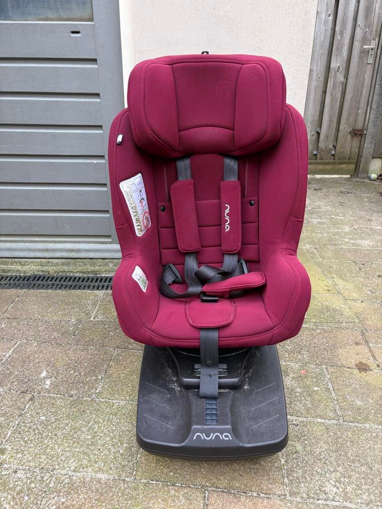 Nuna Rebl Plus 360 autostoel boreaux / rood isofix, Gebruikt, 0 t/m 18 kg, Verstelbare rugleuning, Isofix