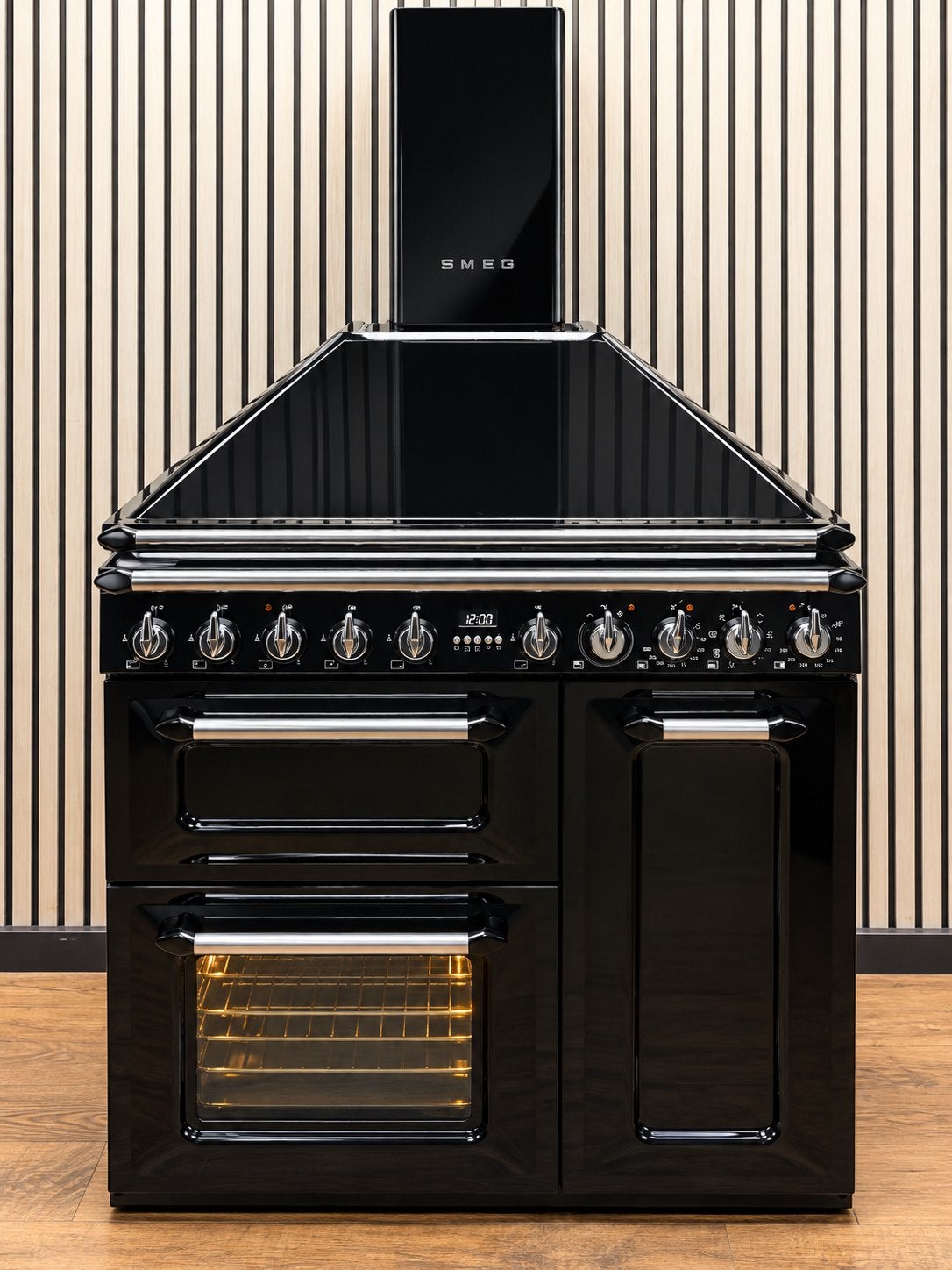 Luxe Smeg Fornuis zwart hoogglans Incl. Afzuigkap 90x65 cm, Witgoed en Apparatuur, Fornello Esperta, Ophalen of Verzenden, Zo goed als nieuw
