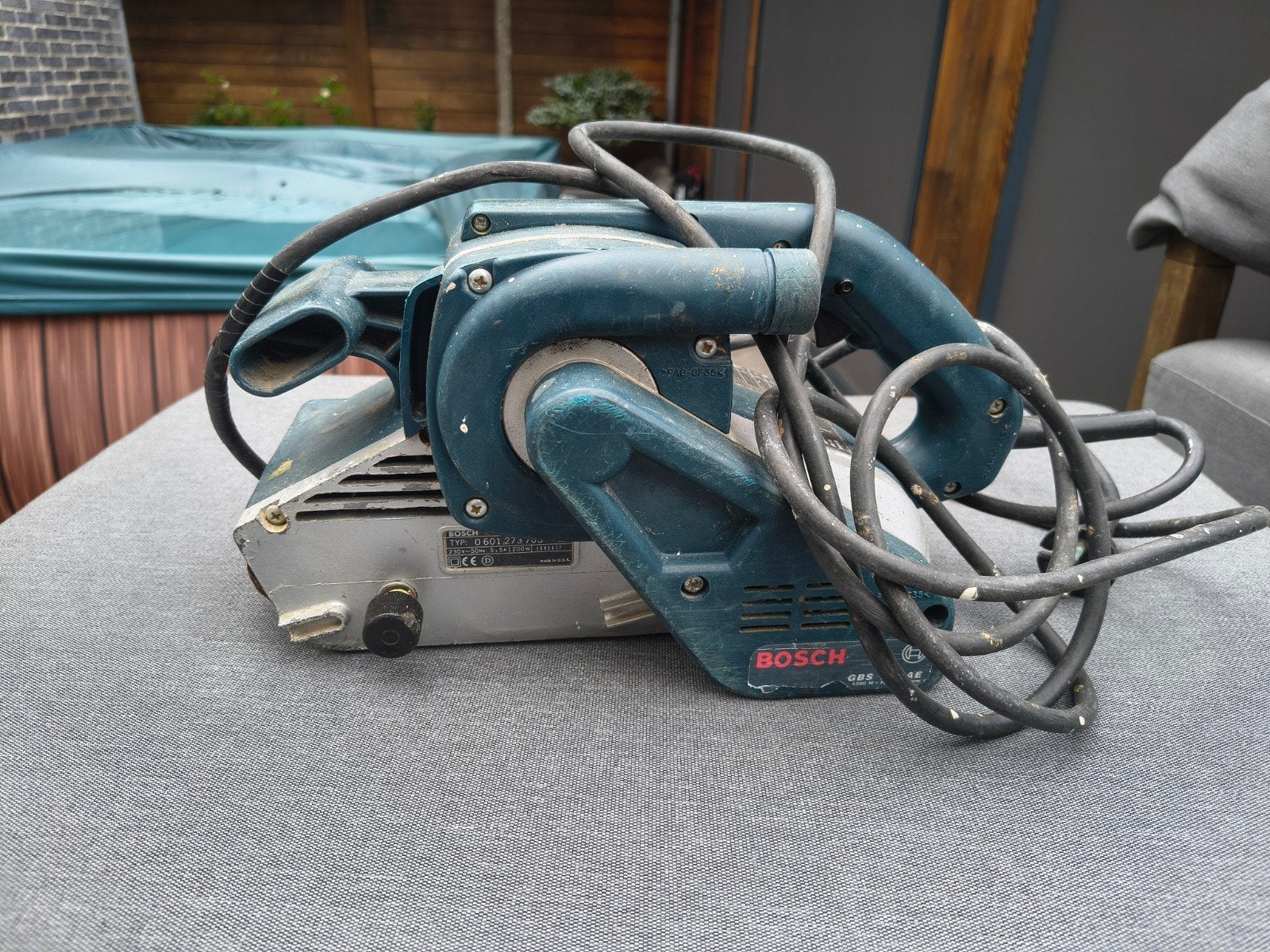 Bosch bandschuurmachine, Ophalen of Verzenden, Gebruikt, 600 tot 1200 watt, Bandschuurmachine