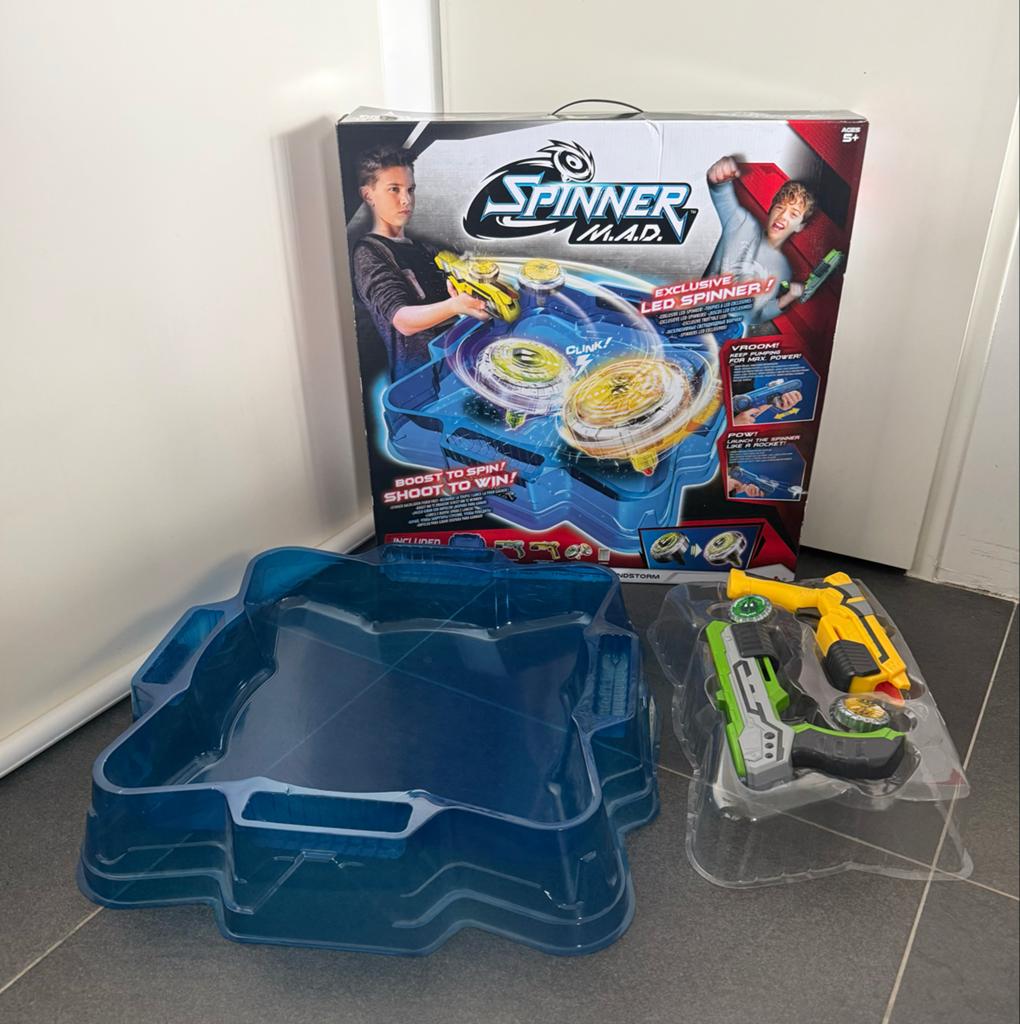 Spinner Mad Battle Set: Boost to spin, Shoot to win!, Kinderen en Baby's, Speelgoed | Actiefiguren, Gebruikt, Ophalen of Verzenden