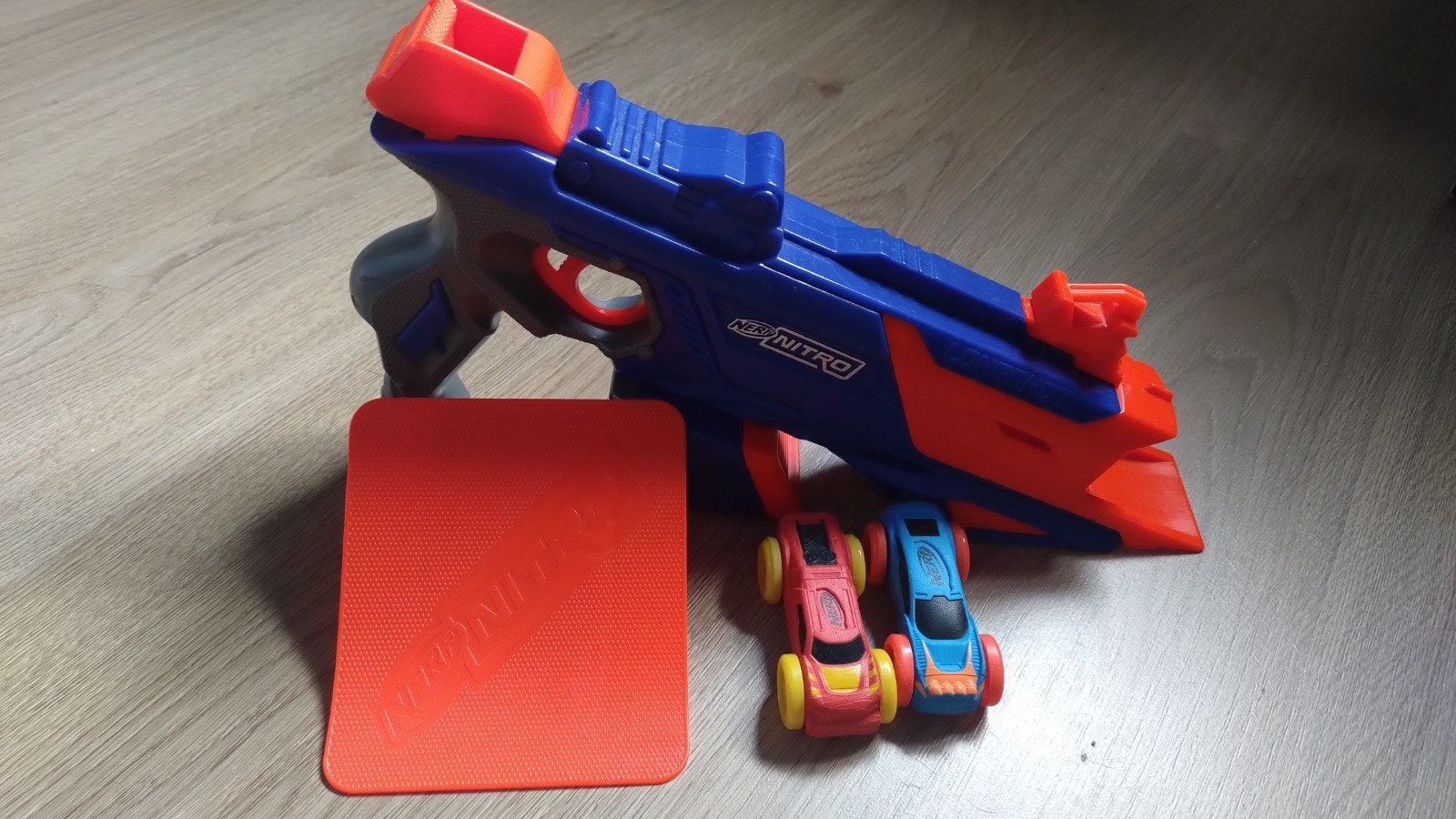 nerf pistool met auto en schans, Ophalen