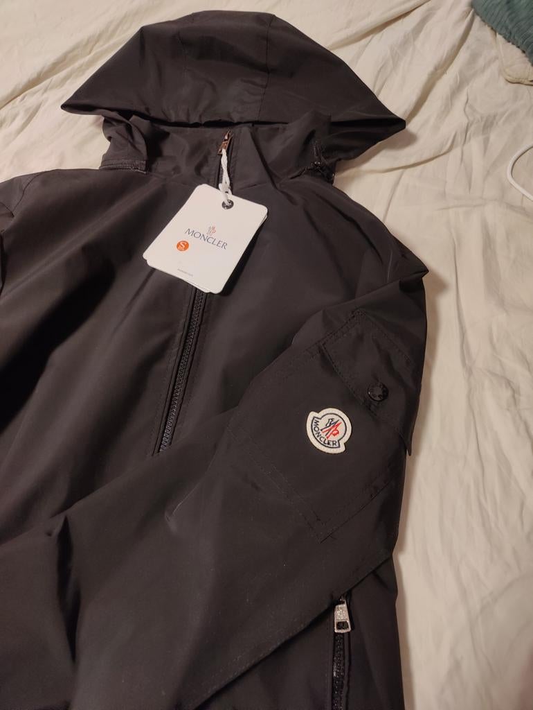 Moncler jas zwart maat S nieuw met kaartjes, Moncler, Zwart, Nieuw, Ophalen of Verzenden