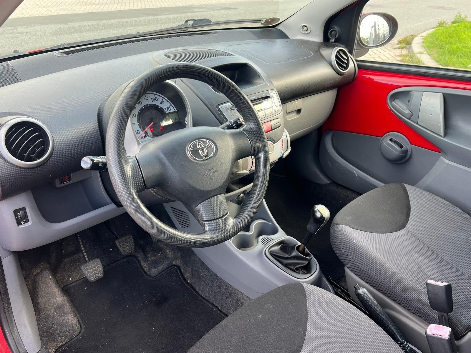 Toyota Aygo 1.0-12V 5DRS Elektr Ramen, Auto's, Voorwielaandrijving, Gebruikt, 4 stoelen, 68 pk