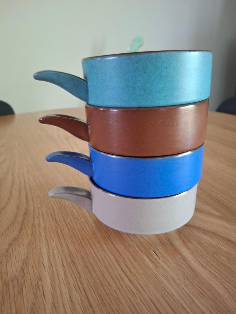 4 Vintage 't Vuur Soest soepkommen in fraaie kleuren, Antiek en Kunst, Antiek | Keramiek en Aardewerk, Ophalen of Verzenden