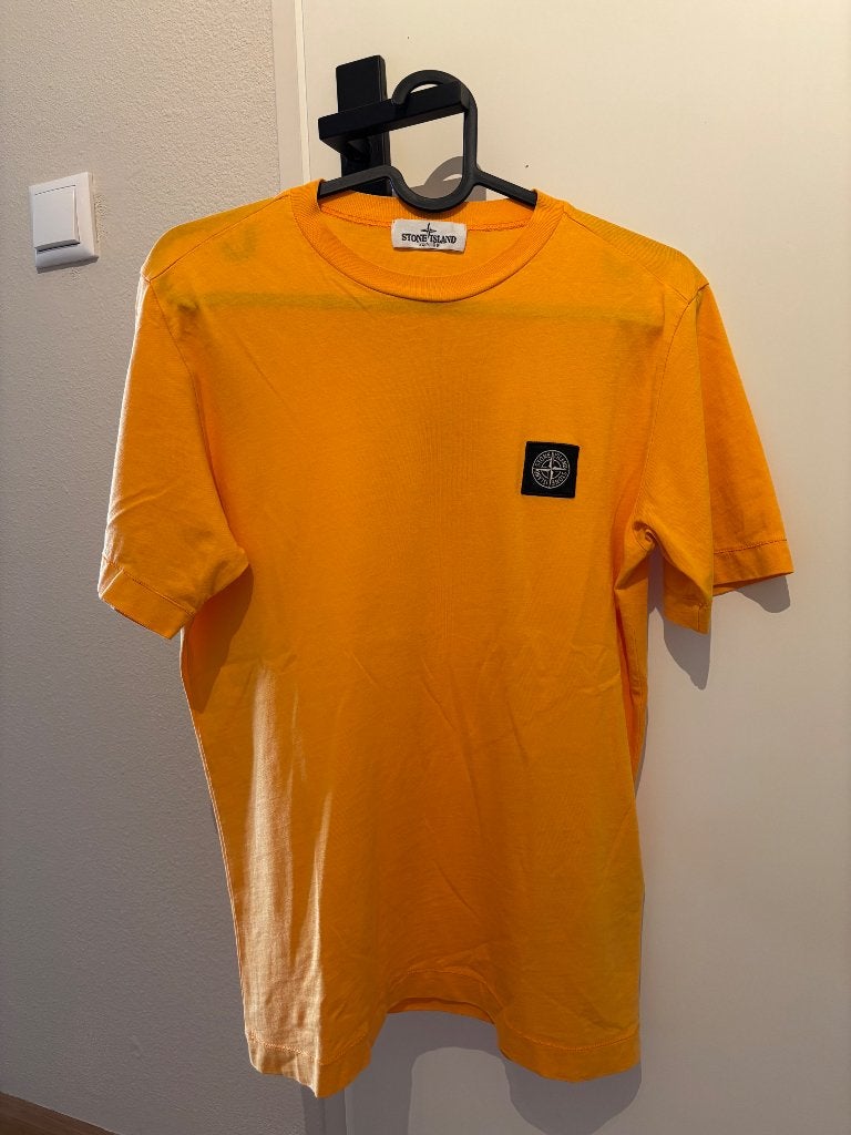 Stone Island T-shirt oranje Junior maat 152, Kleding | Heren, T-shirts, Ophalen of Verzenden, Overige maten, Oranje, Stone Island