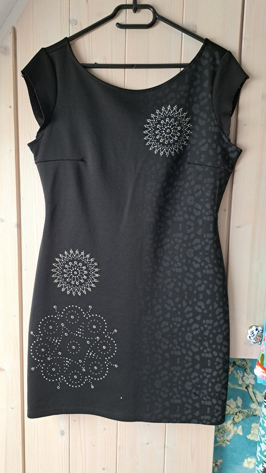 Desigual Zwart stretch korte jurk XL met studs, Zwart, Maat 46/48 (XL) of groter, Ophalen of Verzenden, Gedragen