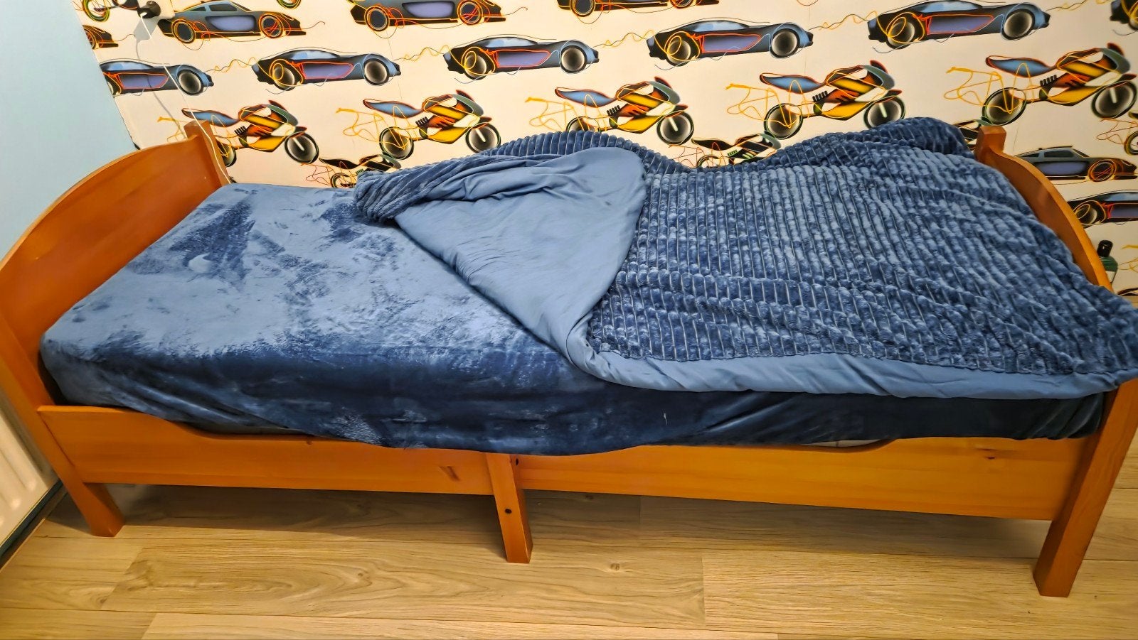 Stoer houten meegroeibed van Ikea met lattenbodem en matras, Kinderen en Baby's, Gebruikt, 70 tot 85 cm, 180 cm of meer, Ophalen