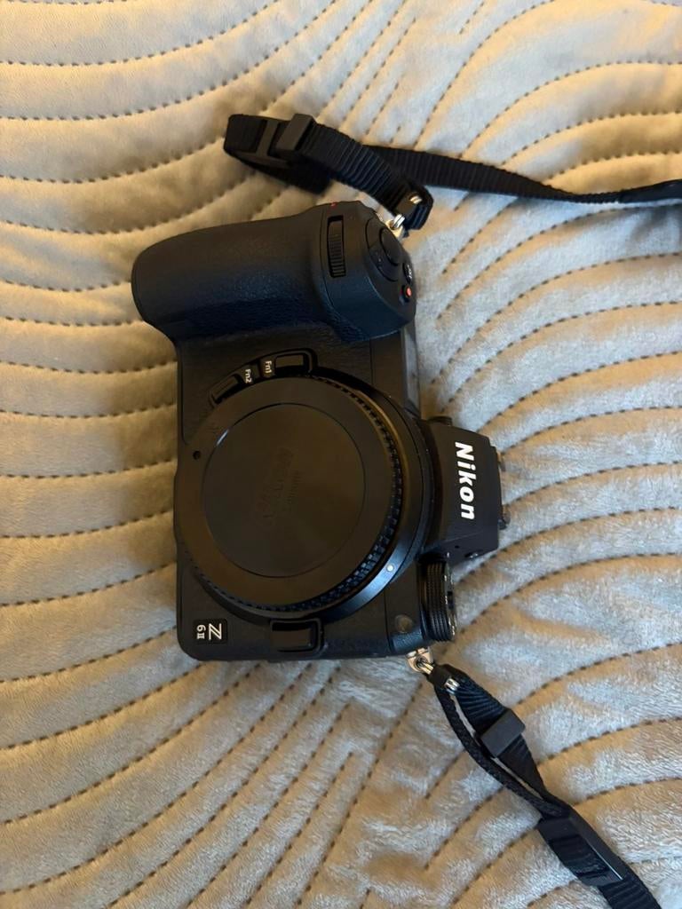Nikon Z6 II + 24-70mm f/4 S + Godox flitser + 2 accu’s, Ophalen of Verzenden, Zo goed als nieuw, Nikon, Geen optische zoom