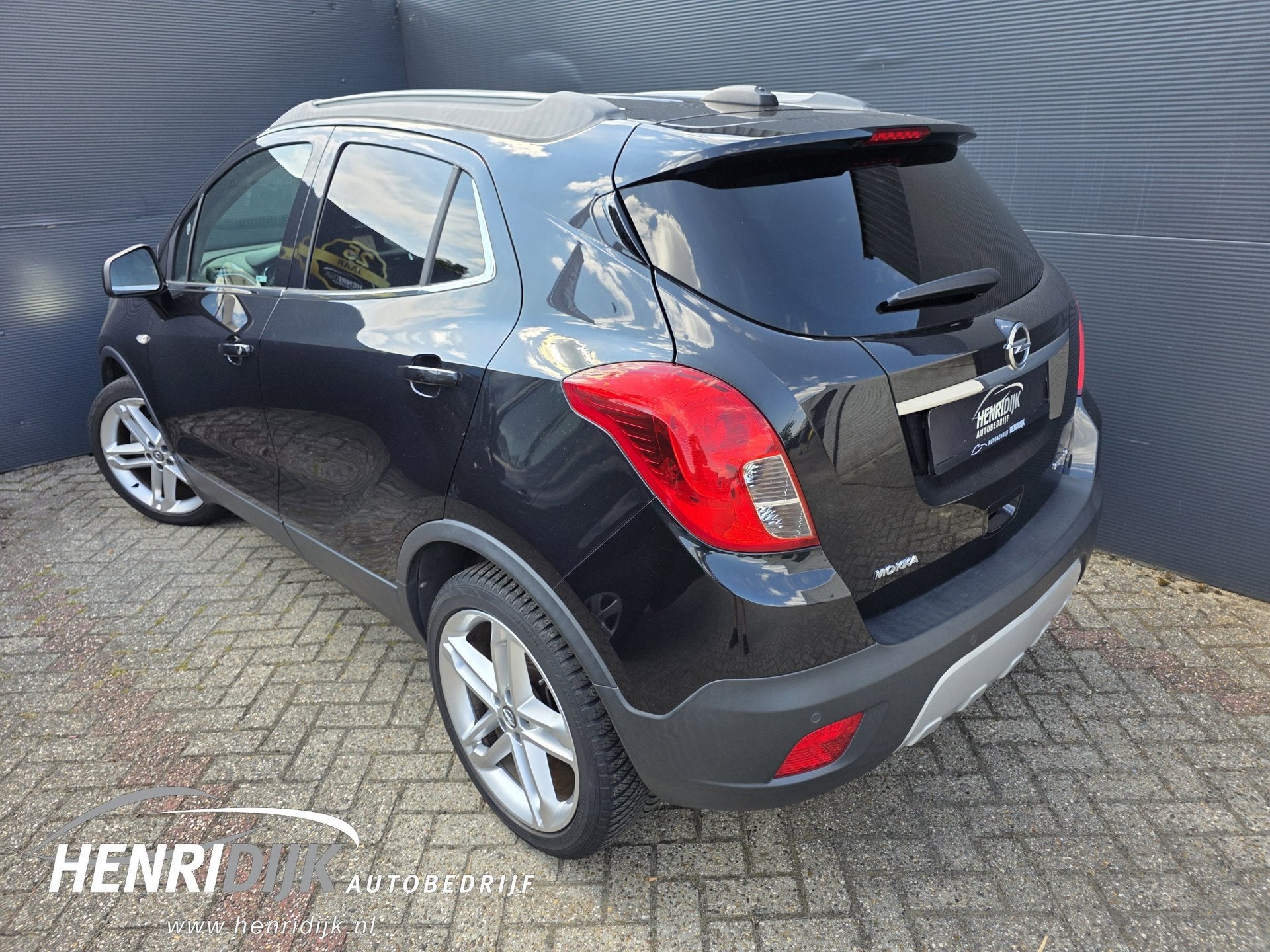 Opel Mokka 1.4 T Edition Automaat / Camera / Clima / Navi /, Auto's, Opel, 15 km/l, Gebruikt, Zwart, 4 cilinders
