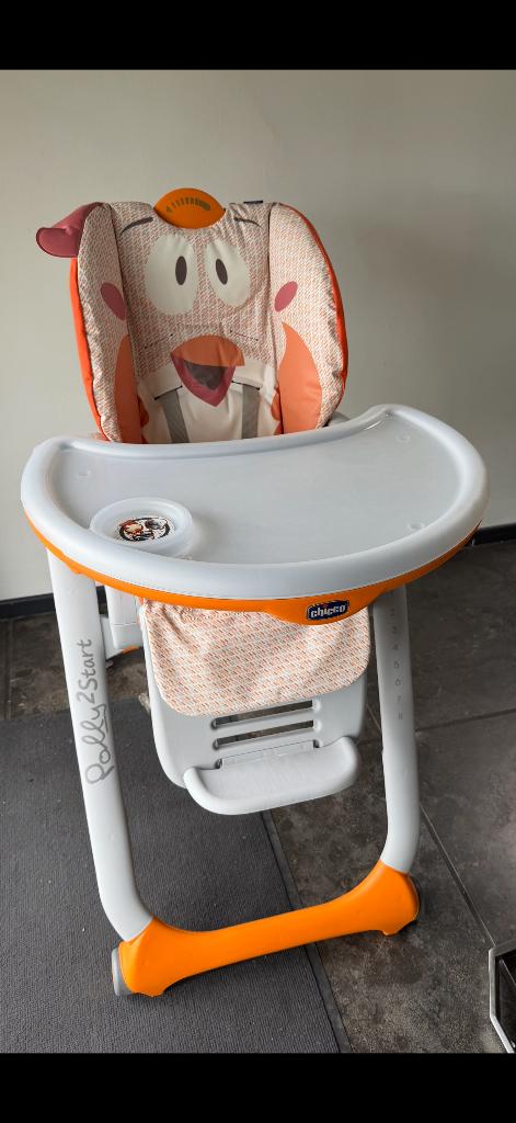 Chico kinderstoel, Ophalen of Verzenden, Zo goed als nieuw, Meegroeistoel, Gordel(s)