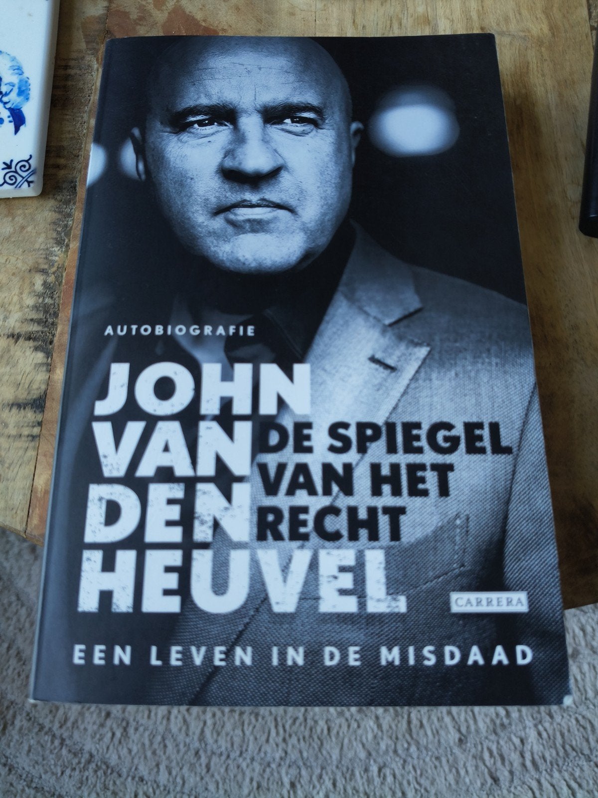 John van den Heuvel - De spiegel van het recht, Ophalen of Verzenden, Zo goed als nieuw, John van den Heuvel