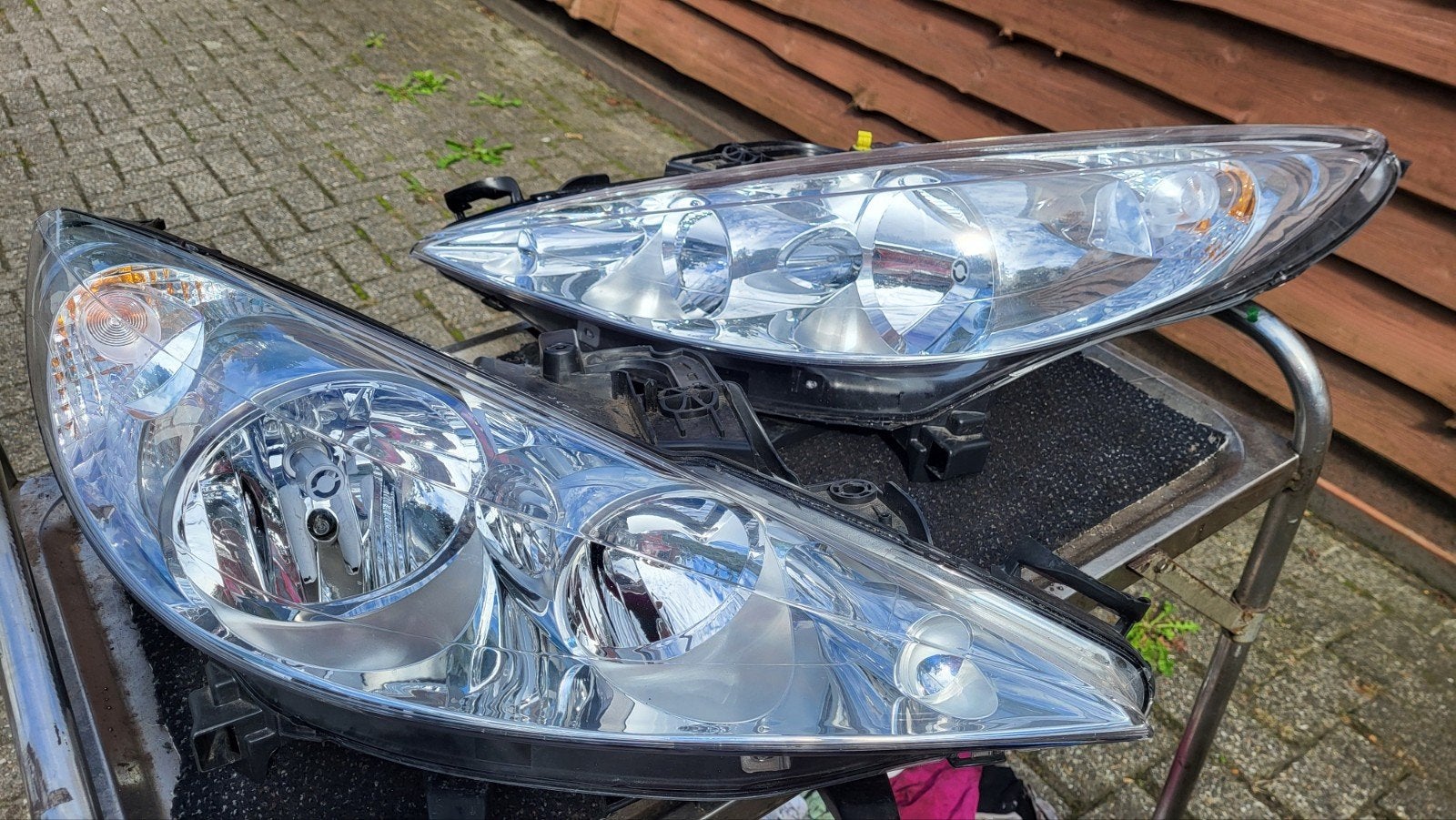 zo goed als nieuwe koplampunits met lampen voor peugeot 207, Auto-onderdelen, Ophalen, Gebruikt, Peugeot