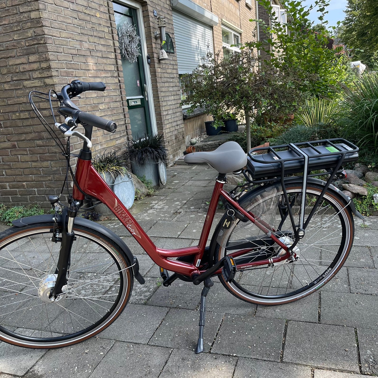 Merk bikkel type. contigo 468Wh kleur Ruby red  ACH21140113, 47 tot 51 cm, Ophalen, Zo goed als nieuw, Overige merken