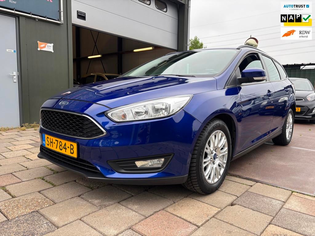 Ford Focus Wagon 1.0 Lease Edition Mooie Auto Navi Cruise, 101 pk, Gebruikt, Euro 6, Blauw