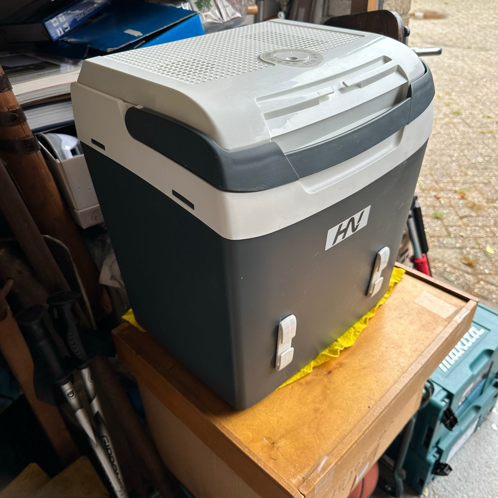 Elektrische Koelbox E26_32 AC/DC EEI - 25/29L, Caravans en Kamperen, Koelboxen, Ophalen of Verzenden, Zo goed als nieuw, Koelbox