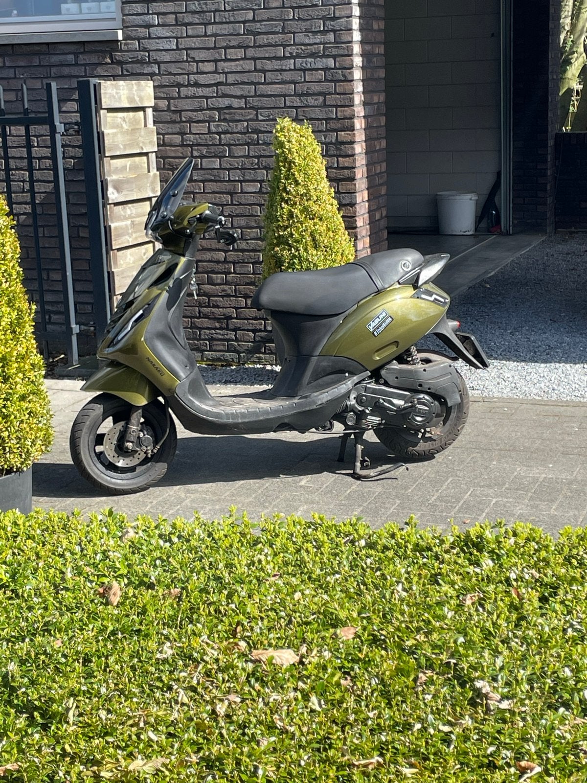 Goede beginnersscooter - 4takt met carburateur (2016), Fietsen en Brommers, Ophalen of Verzenden, Gebruikt, Benzine