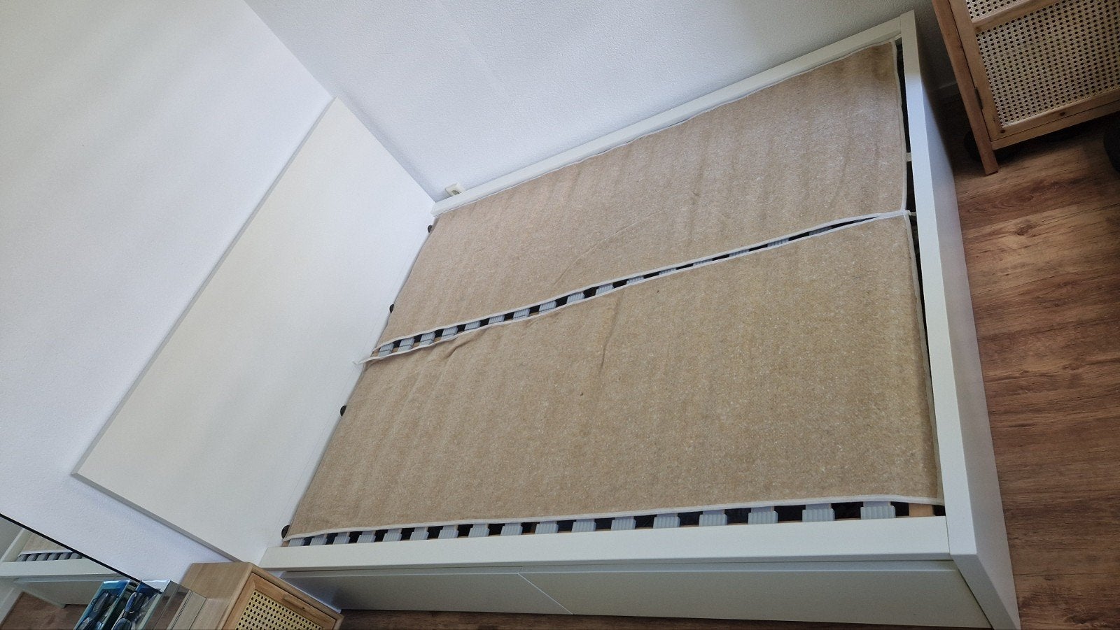 IKEA Malm Bed Frame 160×200 Met 4 Bedlades en Lattenbodem, Huis en Inrichting, Slaapkamer | Bedden, Ophalen, Overige materialen