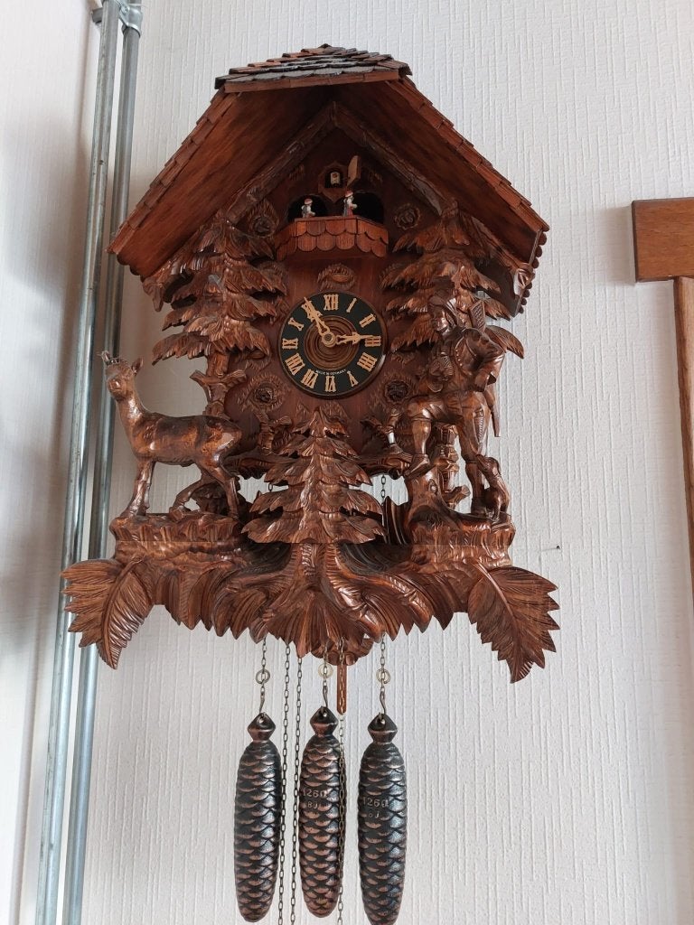 Antieke Koekoeksklok met Herten en Jagers, Antiek en Kunst, Ophalen