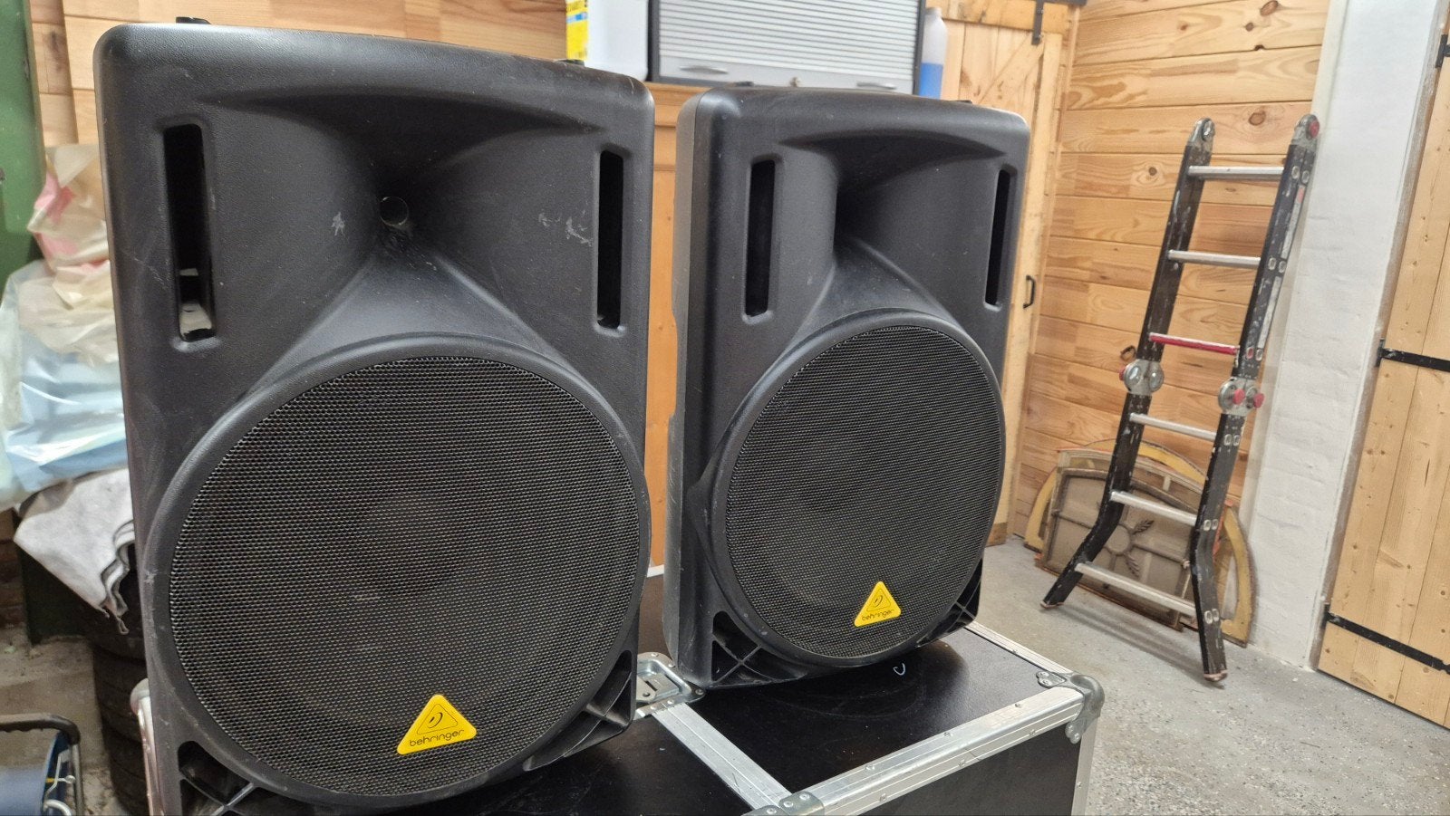 Behringer B215XL Passieve PA Speakerset (2 stuks), Gebruikt, Party speaker, Ophalen, 150 watt of meer