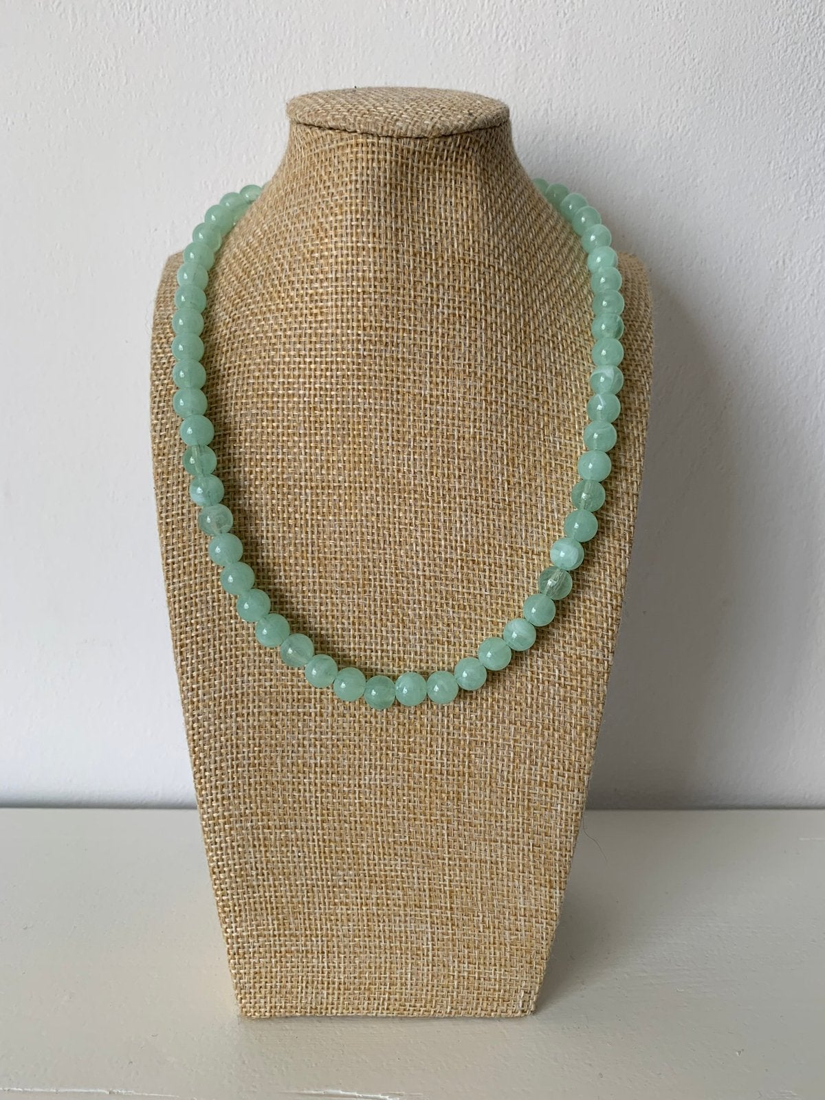 Korte ketting mintgroen, Sieraden, Tassen en Uiterlijk, Kettingen, Ophalen of Verzenden, Nieuw, Groen, Overige materialen