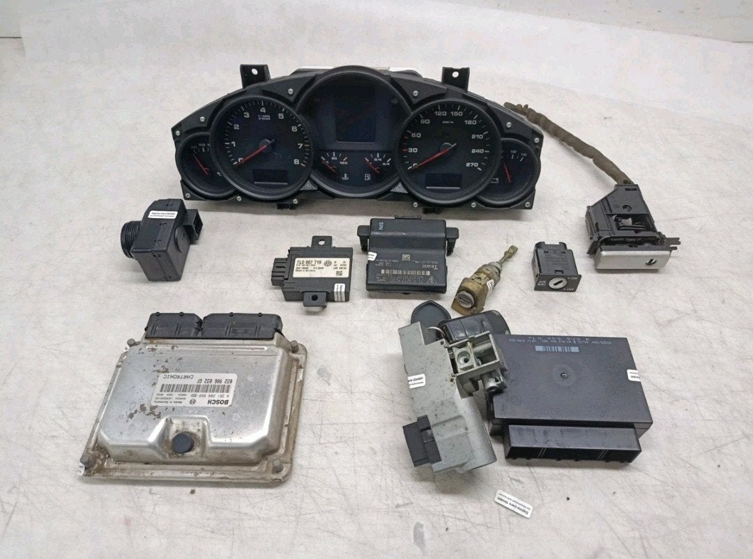 Opzoek naar complete Motor Management Set Porsche Cayenne 3., Ophalen of Verzenden, Porsche