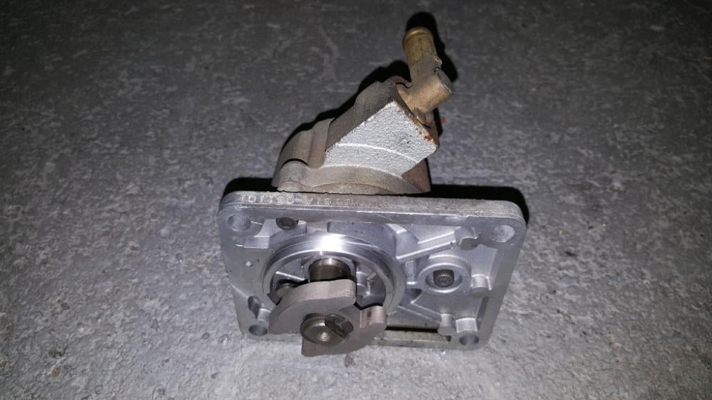 Vacuumpomp Iveco Daily 35C13 2.8 D 2004, Ophalen of Verzenden