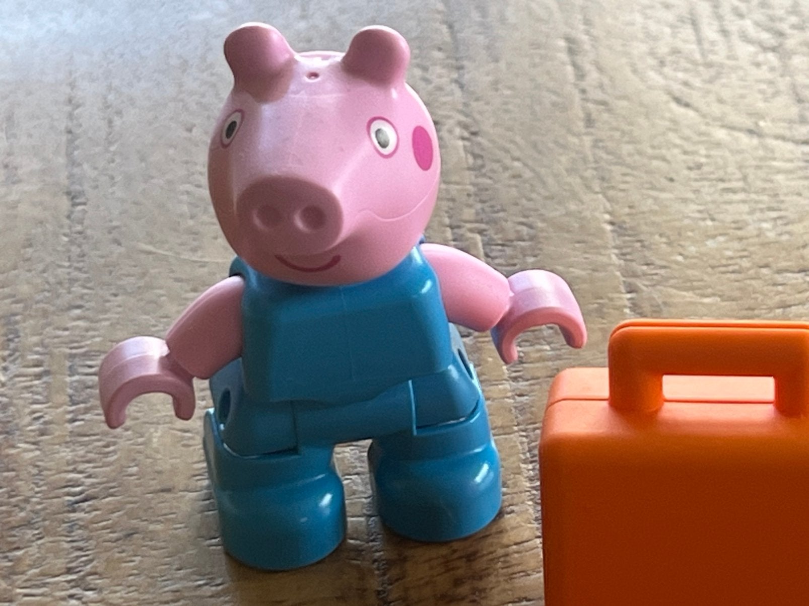 Lego Duplo Peppa Pig George, Kinderen en Baby's, Speelgoed | Duplo en Lego, Ophalen of Verzenden, Zo goed als nieuw, Duplo