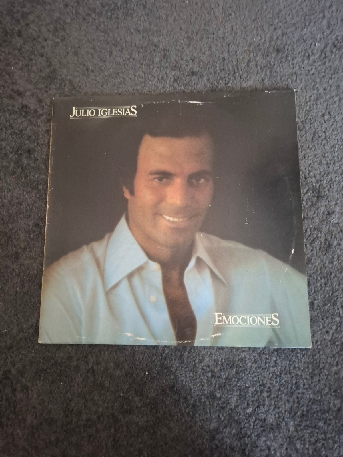 Julio Iglesias op langspeelplaat, Ophalen of Verzenden, Gebruikt, 12 inch