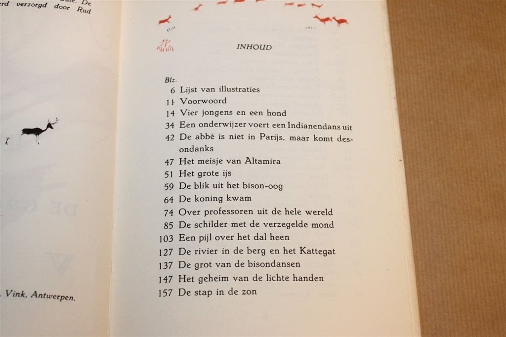 De Grotten van de Grote Jagers — IJstijd Jeugdroman 1955, Ophalen of Verzenden, Gelezen