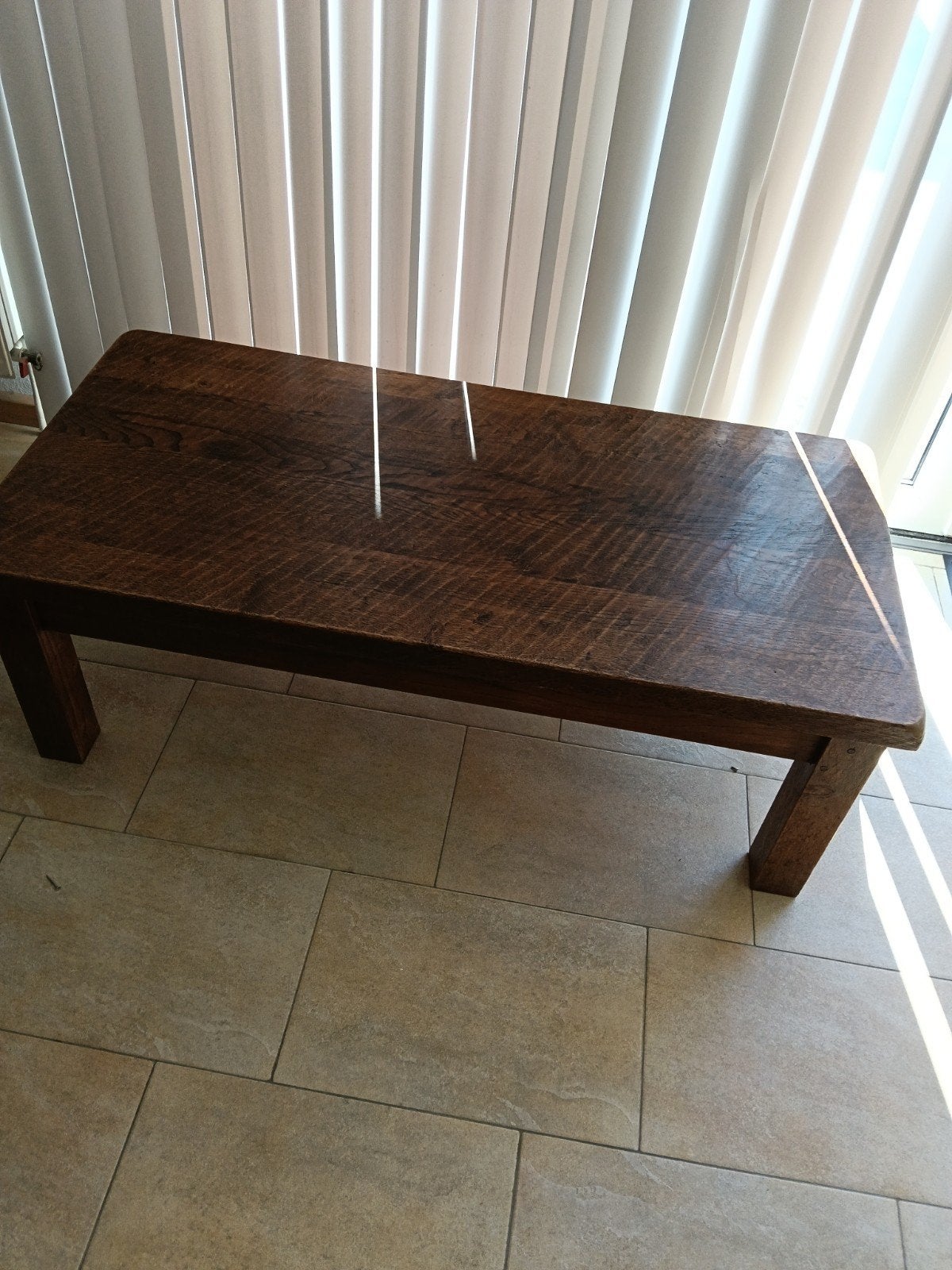 Robuuste, zware eiken salontafel - 50+ jaar oud, Antiek en Kunst, Ophalen