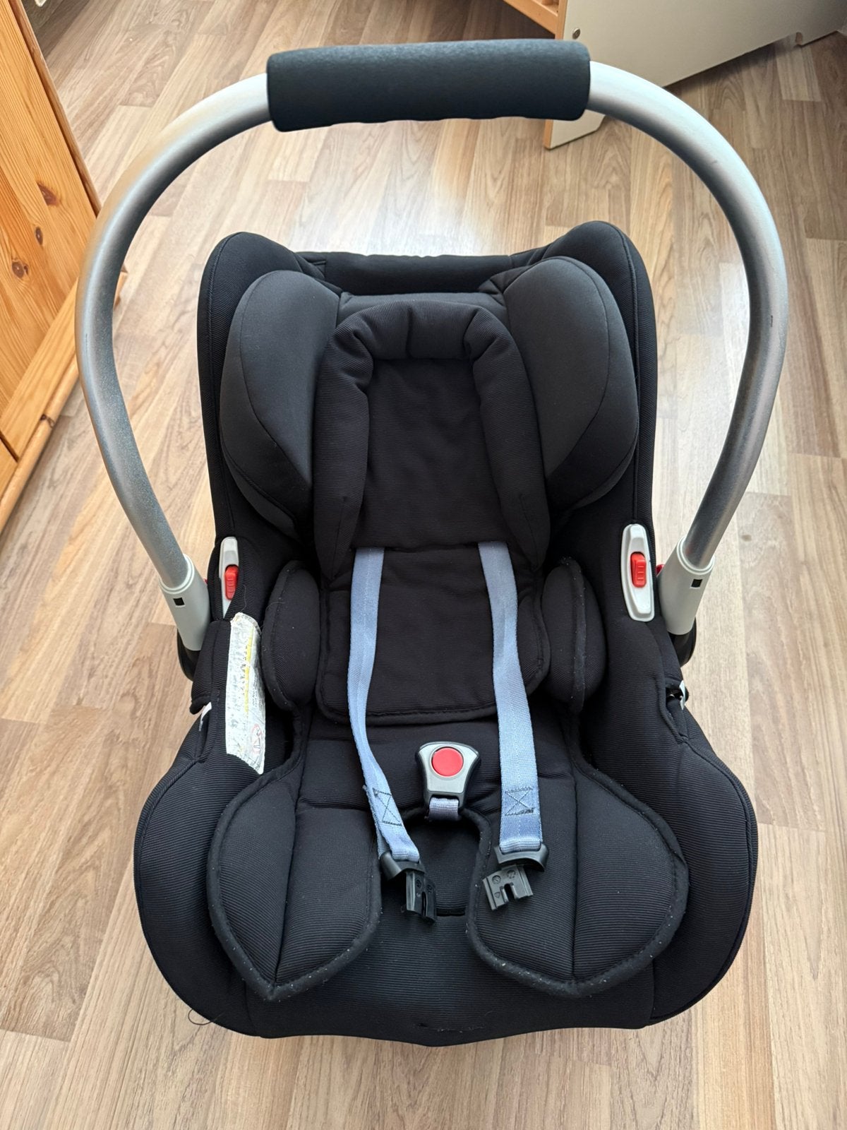 Maxi-Cosi met ISOFIX basis., Gebruikt, Isofix, 0 t/m 13 kg, Ophalen