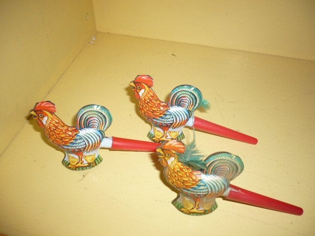 Mie18<> 3 blikken fluitjes, Antiek en Kunst, Verzenden