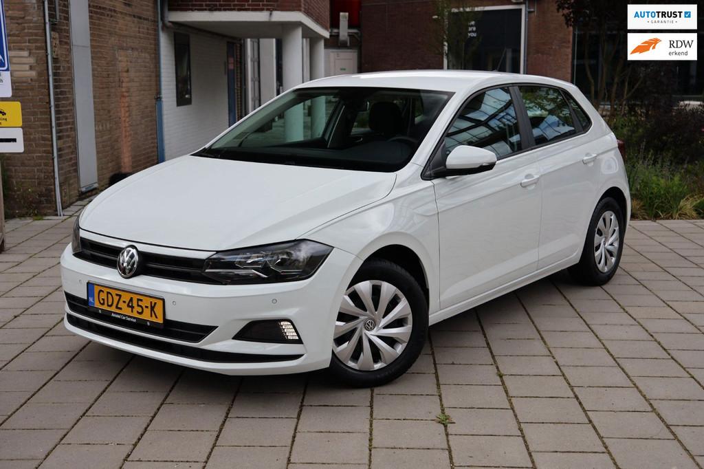 Volkswagen POLO 1.0 MPI Comfortline AIRCO Carplay Cruise, Voorwielaandrijving, 1025 kg, Gebruikt, Wit