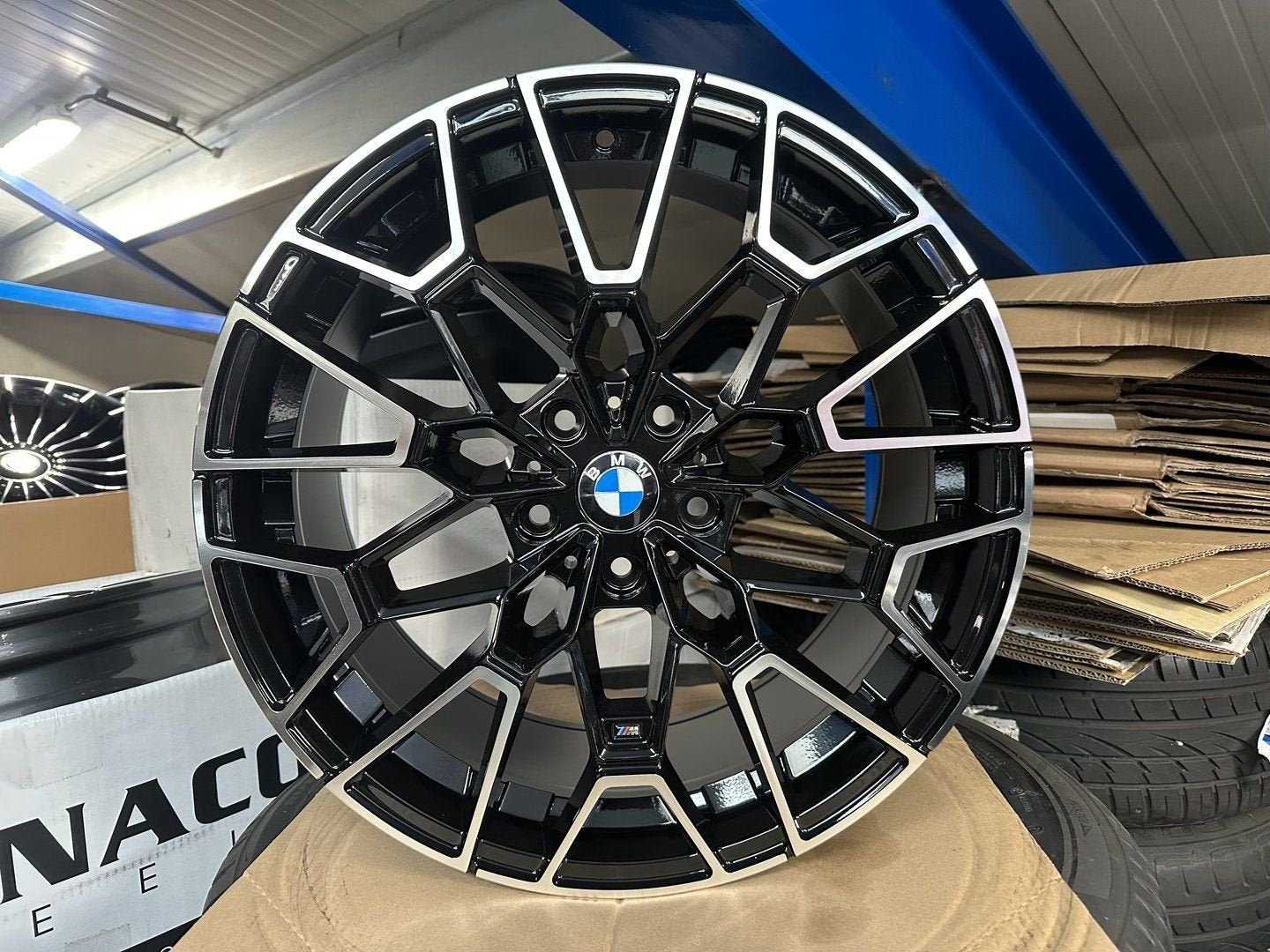 NIEUW 19inch BMW 827M Style Breedset Velgen E90 F30 F10 F20, 19 inch, -, -, Banden en Velgen
