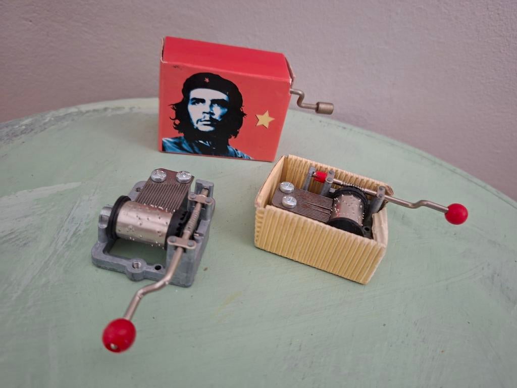 Vintage muziekdoosjes., Verzamelen, Ophalen of Verzenden, Zo goed als nieuw