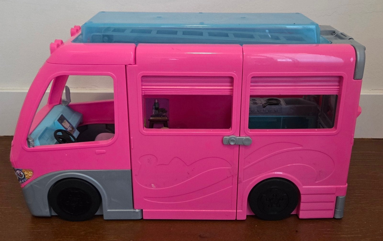 Barbie Camper met zwembad, Ophalen of Verzenden, Gebruikt