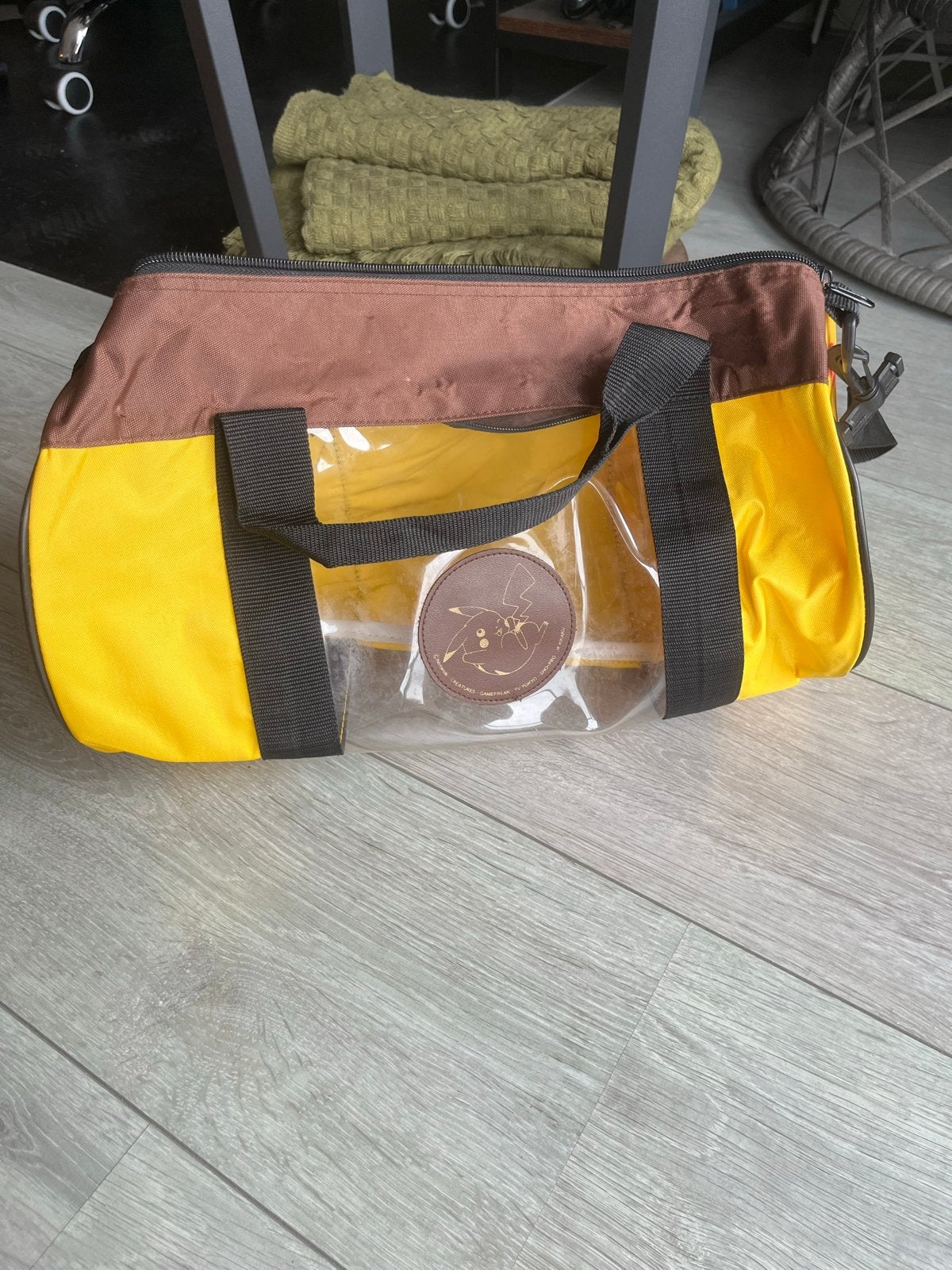 Pikachu sporttas/reistas voor kinderen, 40 tot 60 cm, Gebruikt, 20 tot 30 cm, Geel