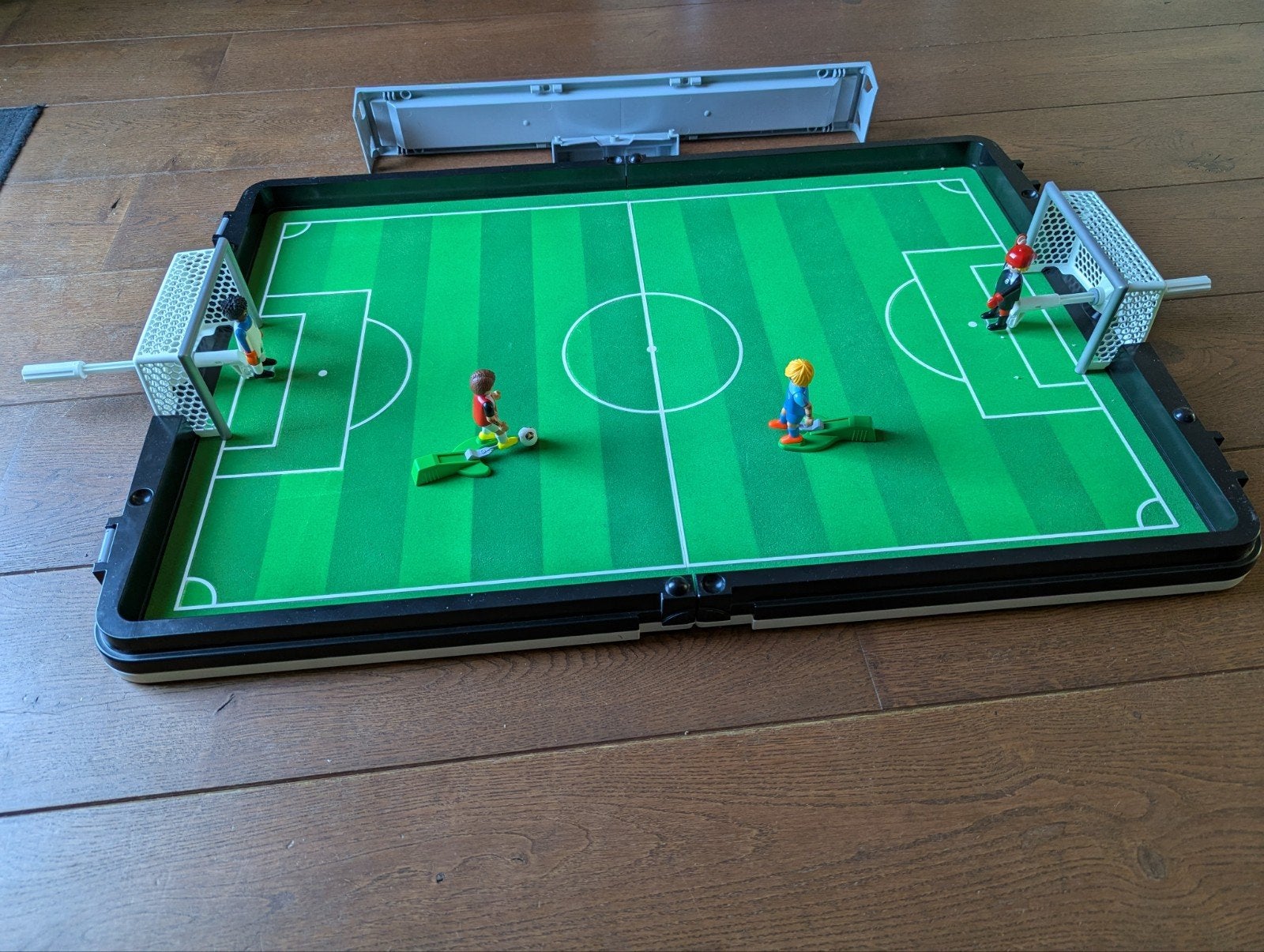 Playmobil voetbalstadion, Ophalen
