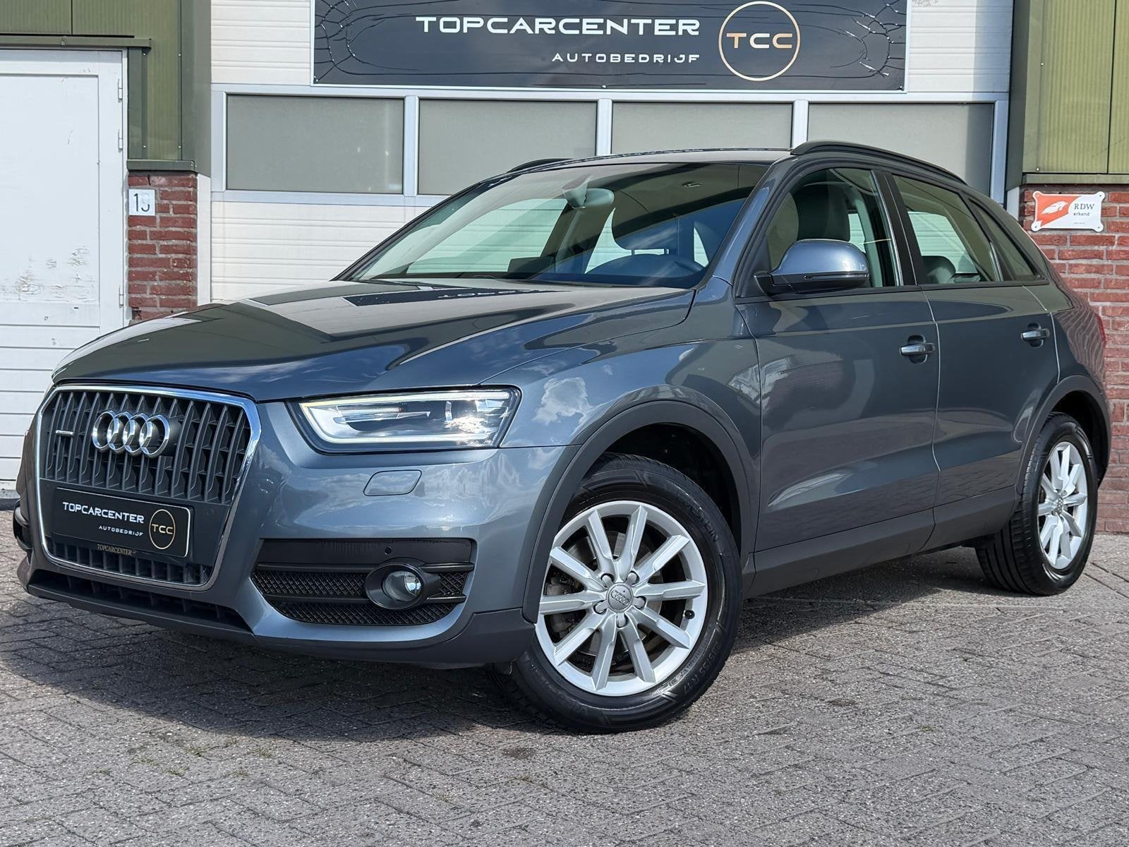 Audi Q3 2.0 TFSI quattro Pro Line/AUT/STOELV/TREKH/NAVI/APK, Auto's, Euro 5, Gebruikt, 4 cilinders, Bedrijf