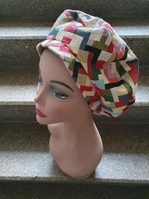 Kleurrijke gevoerde linnen baret, Kleding | Dames, Hoeden en Petten, Verzenden, Zo goed als nieuw, One size fits all, Pet