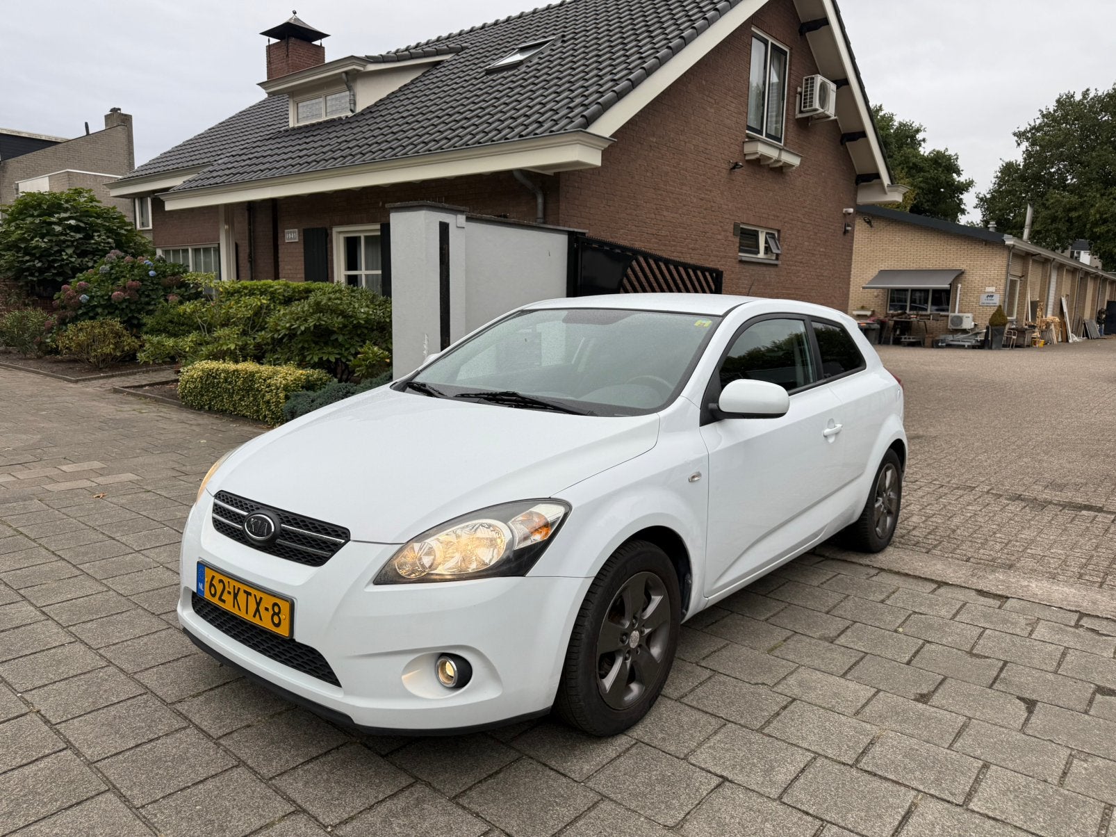 Kia (Pro) Cee d - 1.4 CVVT X-ecutive-Cruise- Airco - NAP-APK, Auto's, Voorwielaandrijving, Stof, Huisgarantie, 4 cilinders