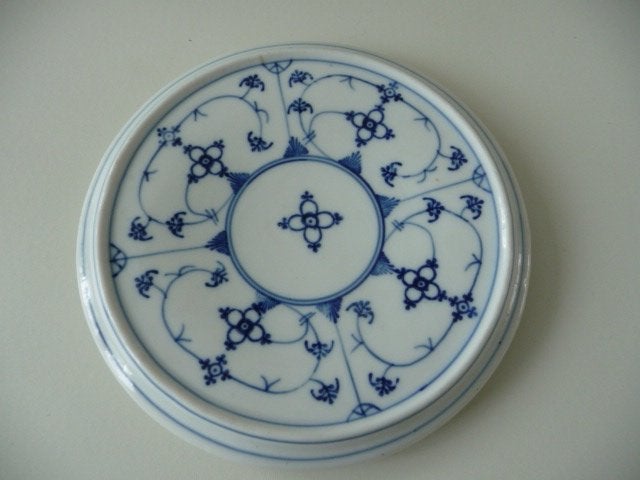 Porseleinen onderschotel - diameter 16cm, Antiek en Kunst, Antiek | Servies los, Ophalen of Verzenden